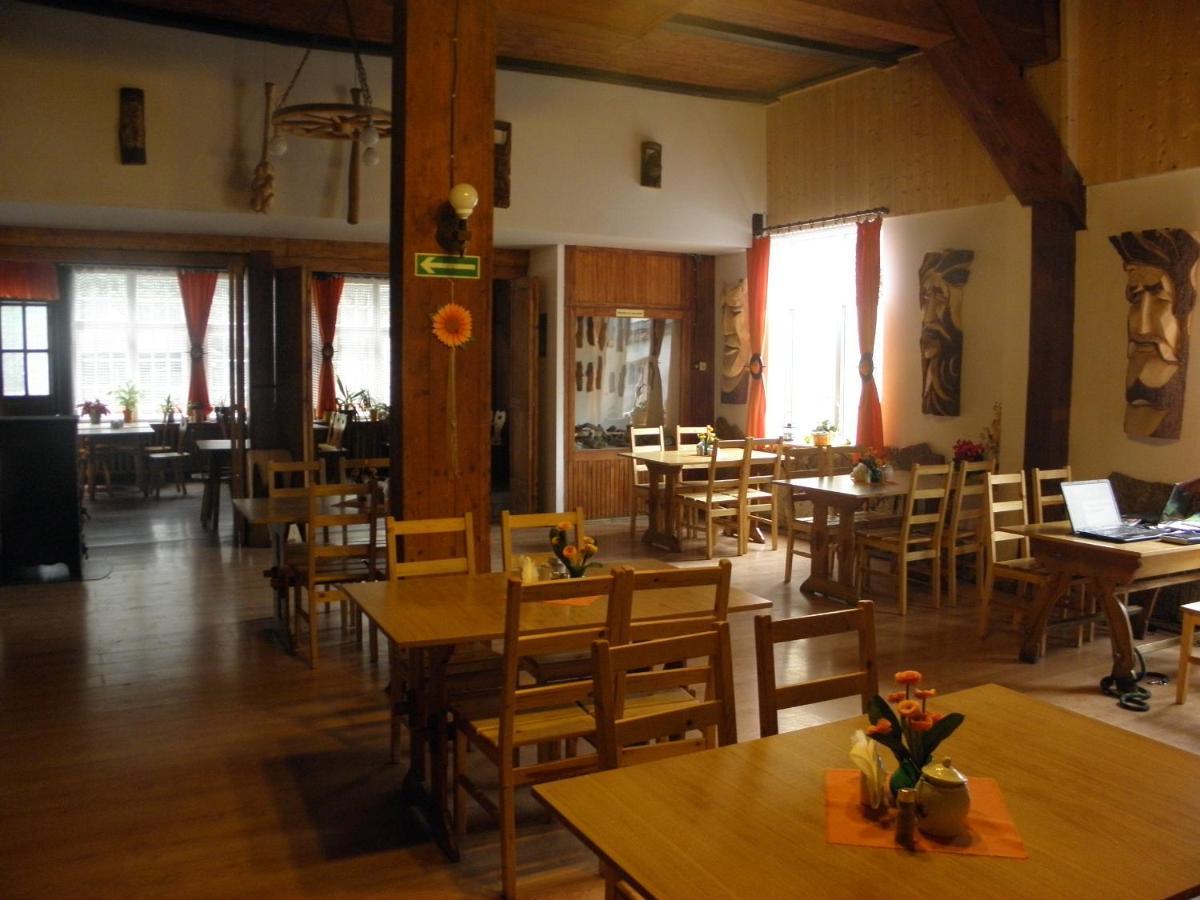 Dom Turysty Pod Wiezyca Sobótka Exterior foto